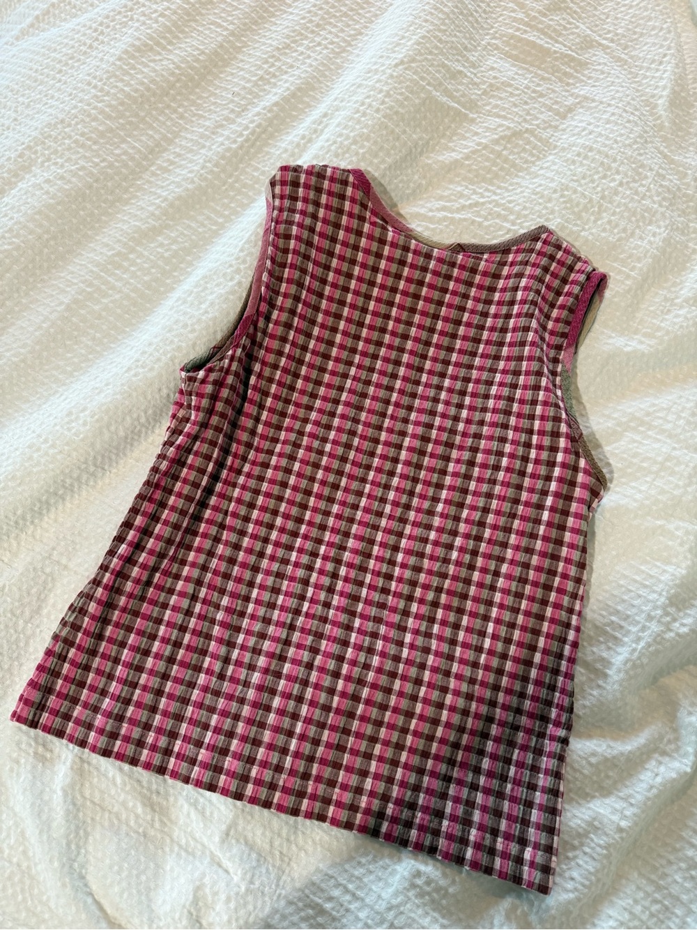 Basic Editions Pink Plaid Sleeveless Henley Tank - Picture 3 of 5